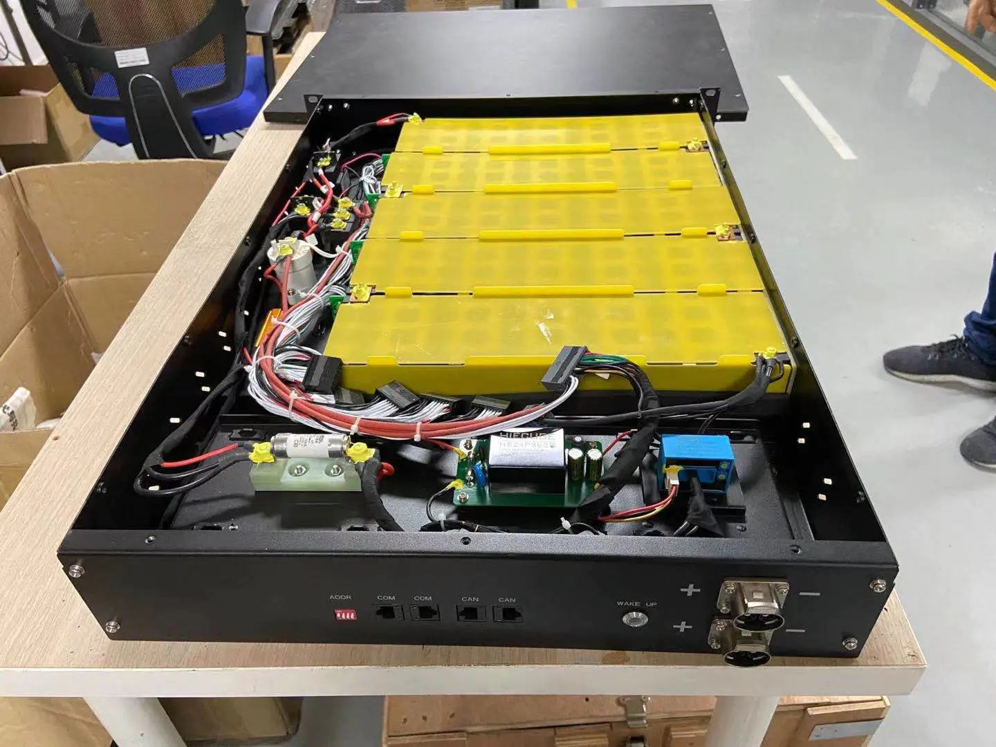 Analysis of Vehicle-mounted Power Lithium Battery System and Charging Technology of Charger?